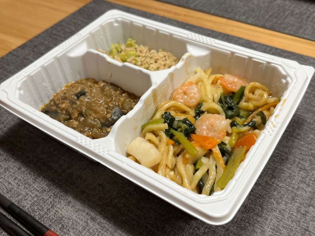 マッスルデリ【あんかけ焼きそば】盛り付け例